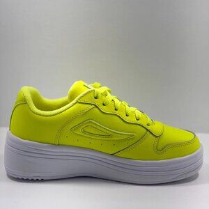 Fila Womens WX-100 Low Lace-up Sneakers (Neon Yellow)